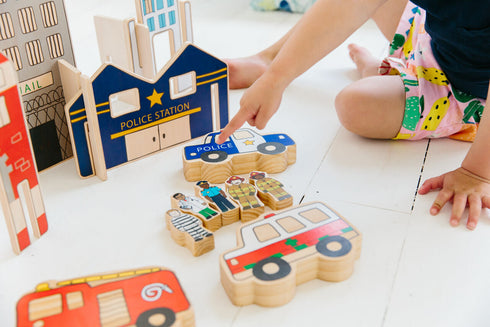 THE FRECKLED FROG - Happy Architect - Emergency Toy Set